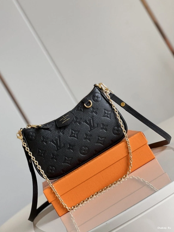 ON POUCH STRAP EASY LOUIS VUITTON 0712